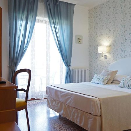 Villa Susy Relais 圣安吉洛 外观 照片