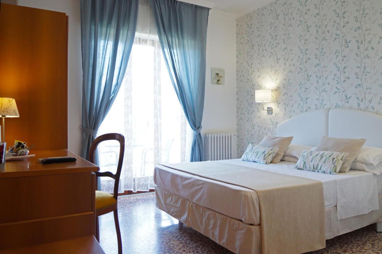 Villa Susy Relais 圣安吉洛 外观 照片