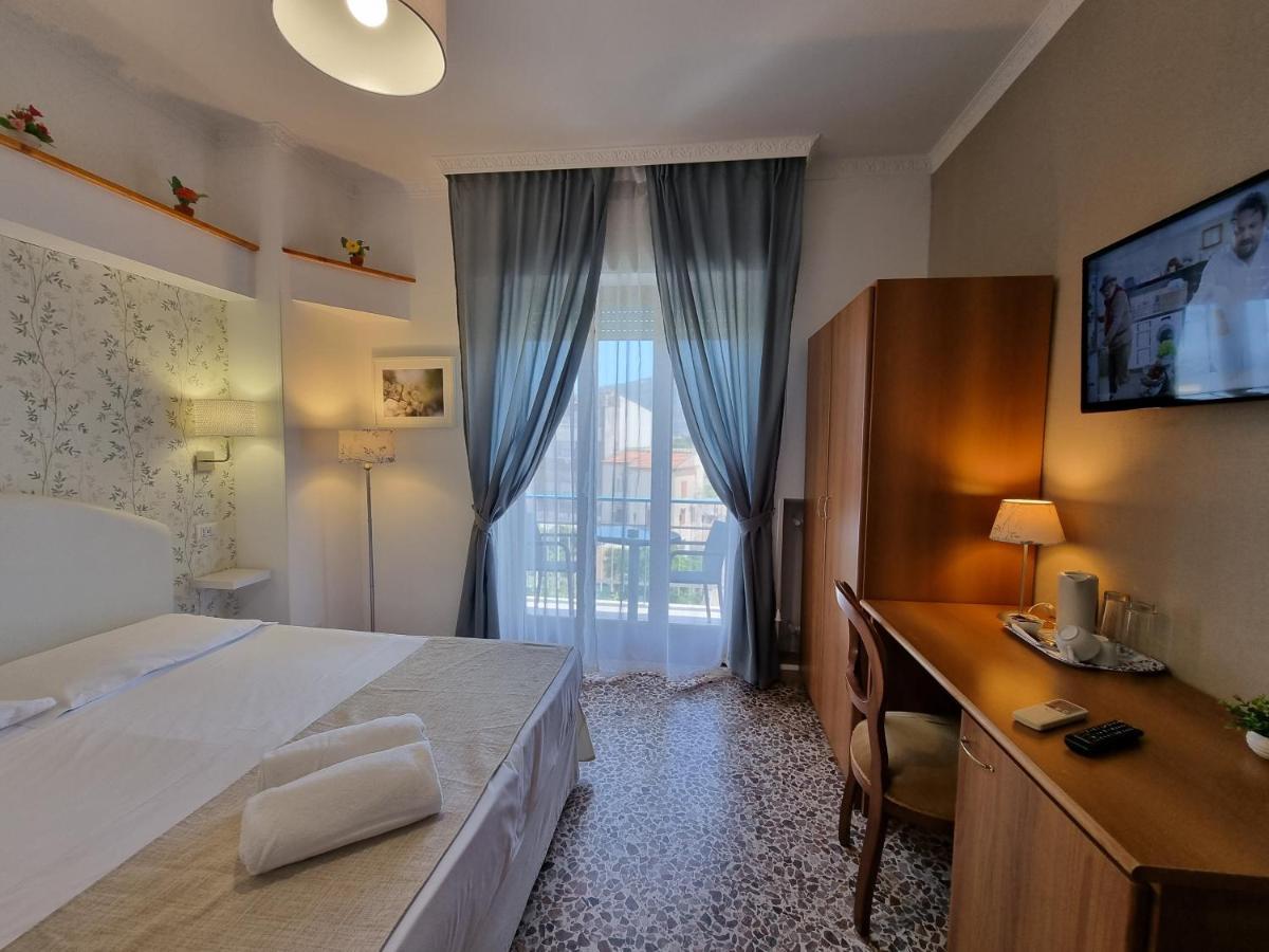 Villa Susy Relais 圣安吉洛 外观 照片
