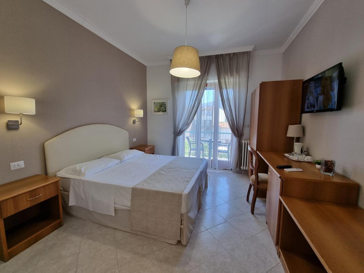 Villa Susy Relais 圣安吉洛 外观 照片